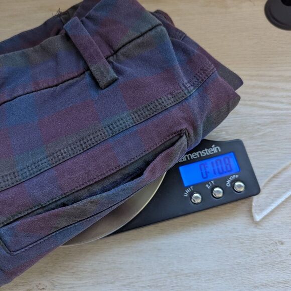 Lululemon Men's Kahuna Plaid Shorts 34 - Picture 6 of 6